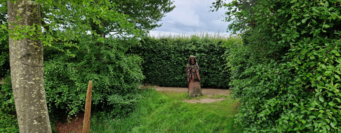 Maram — The Witch of the Cur­sed Hig­hway